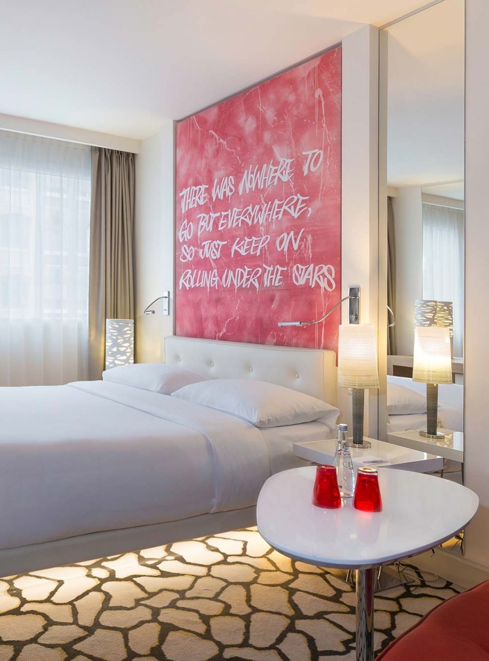 Hotel N'vY