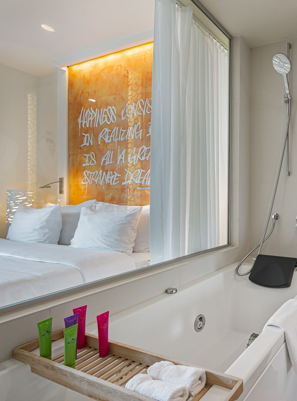 Hotel N'vY