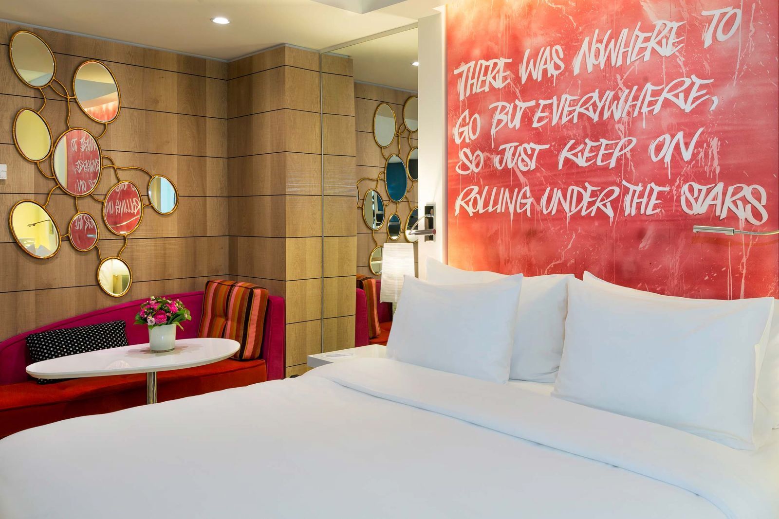 Hotel N'vY - Standard-Zimmer